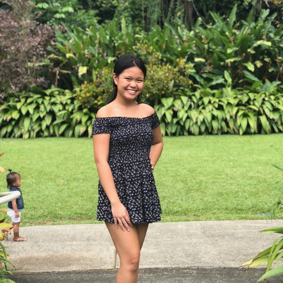 Meet the Posher Other - Meet your Posher, Rissa